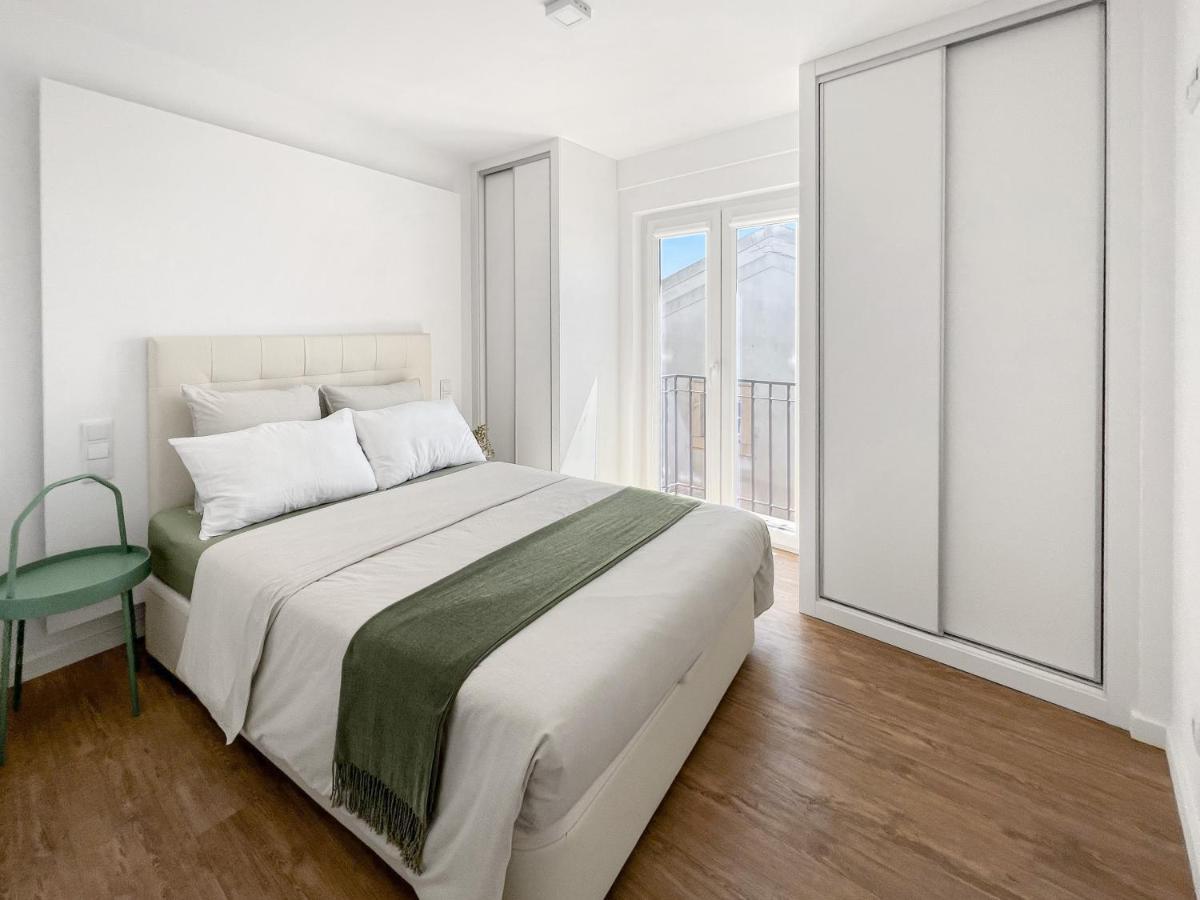 Sea Light Apartment Sesimbra. 2 Bedrooms, 6 Guests Экстерьер фото