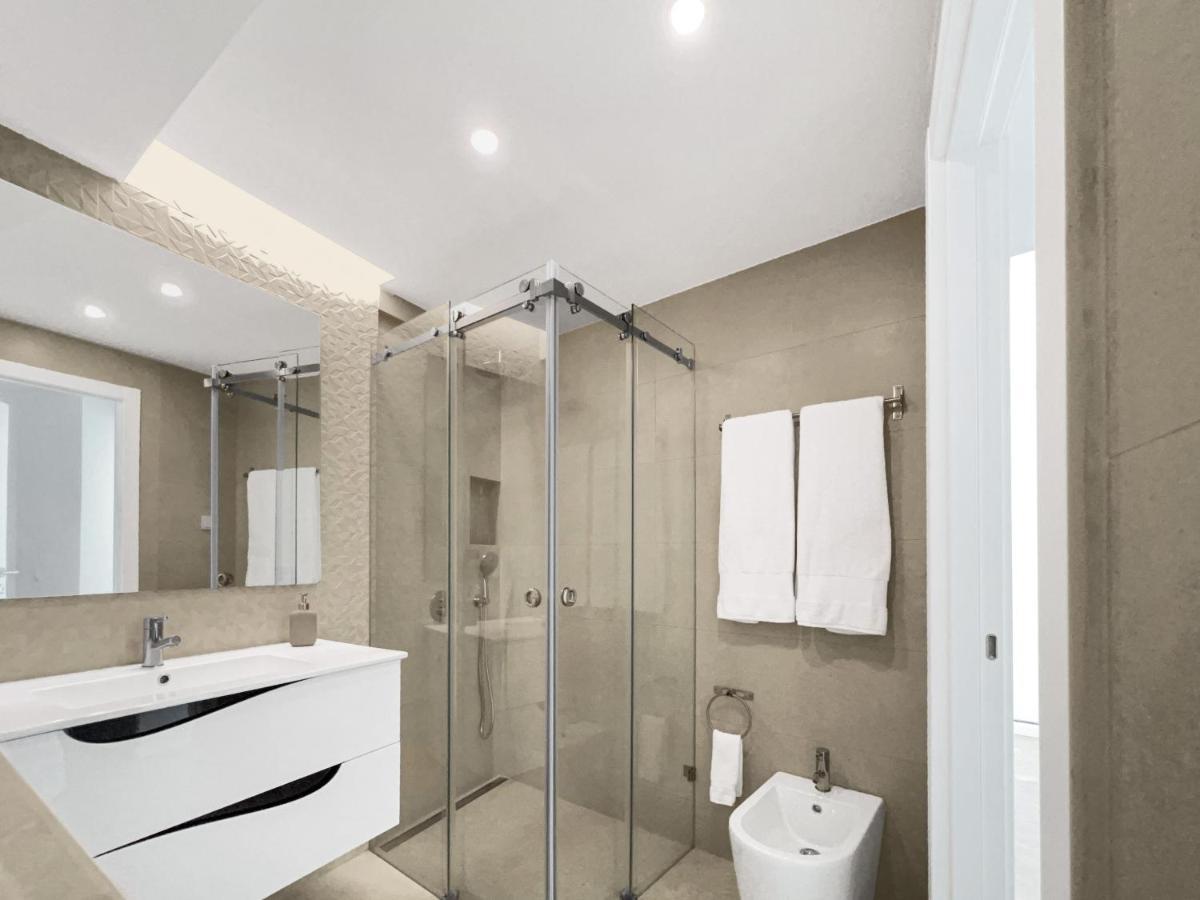Sea Light Apartment Sesimbra. 2 Bedrooms, 6 Guests Экстерьер фото