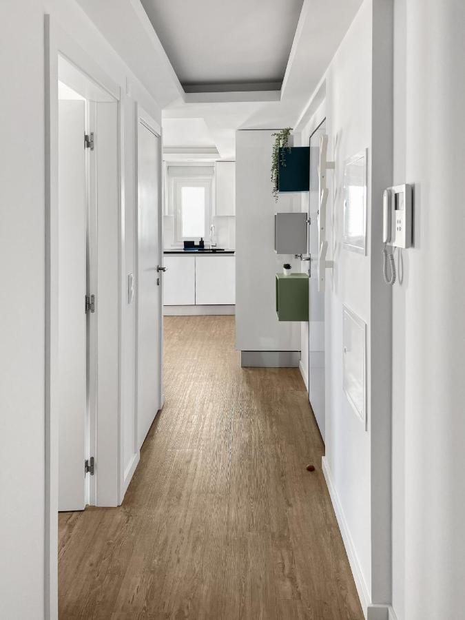 Sea Light Apartment Sesimbra. 2 Bedrooms, 6 Guests Экстерьер фото