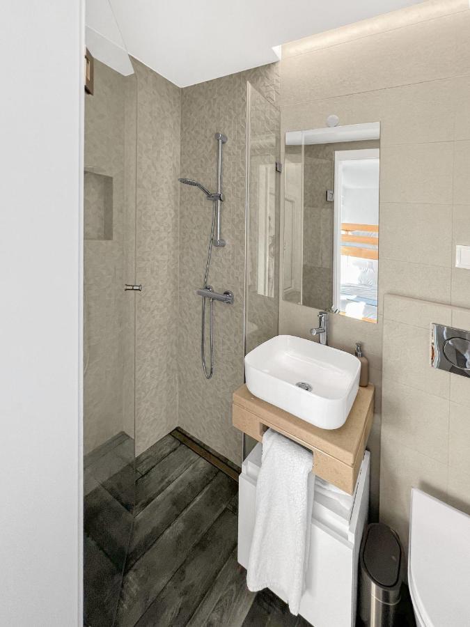 Sea Light Apartment Sesimbra. 2 Bedrooms, 6 Guests Экстерьер фото